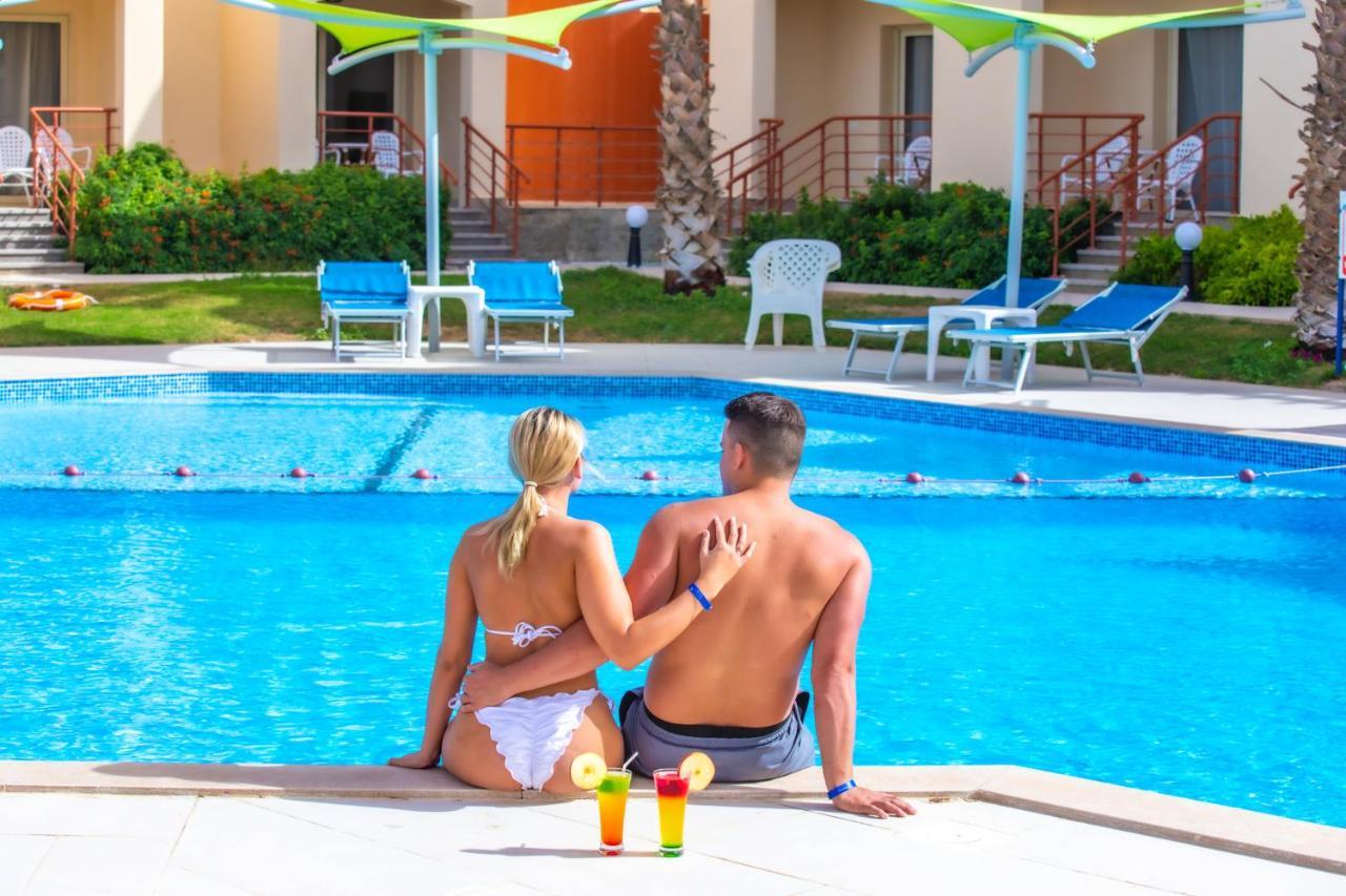 Resort Titanic - Families And Couples Only Hurgada